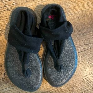 Sanuk Girls Shoes Size 1